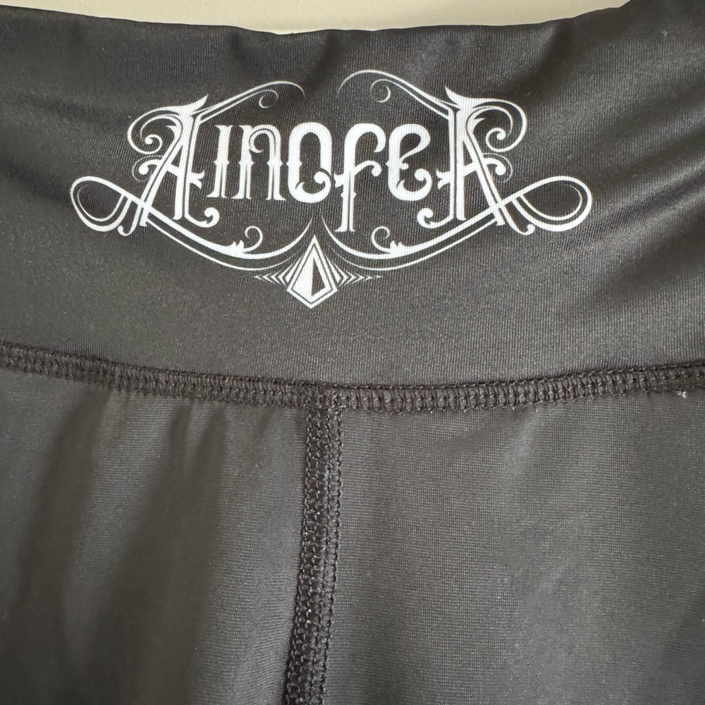 Women’s Athletic Leggings - Picture 2 of 8
